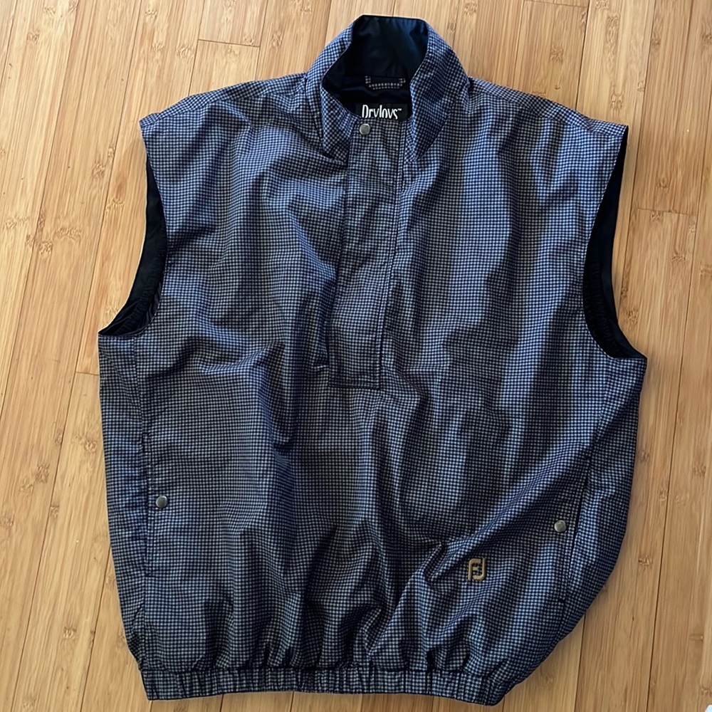 Like new Dryjoy/ Footjoy golf vest. Size Large.